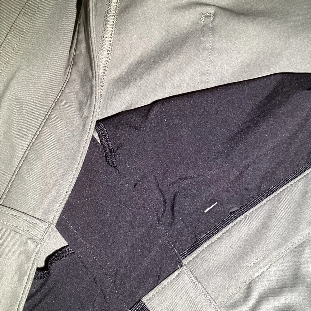 Lululemon Men's Olive Green Pants size 36
